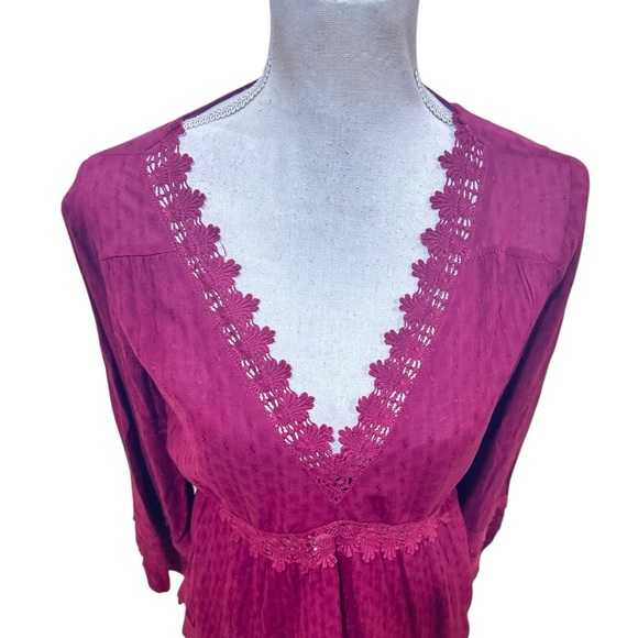 Takara v neck burgundy red blouse crochet trim balloon sleeve lightweight large - Picture 5 of 8